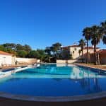 Holiday Rentals in Praia D'El Rey 360