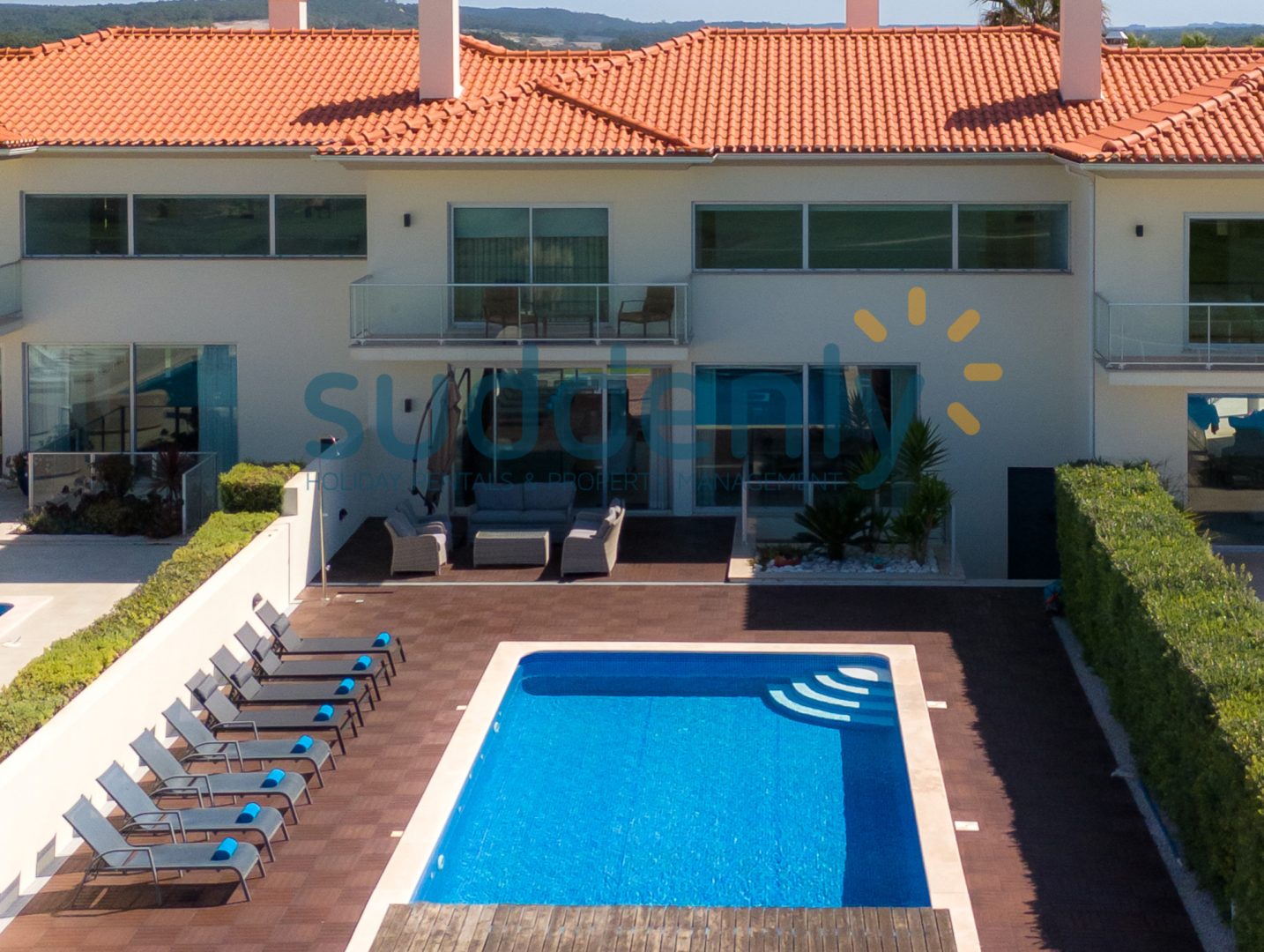 Holiday Rentals in Praia D'El Rey 74