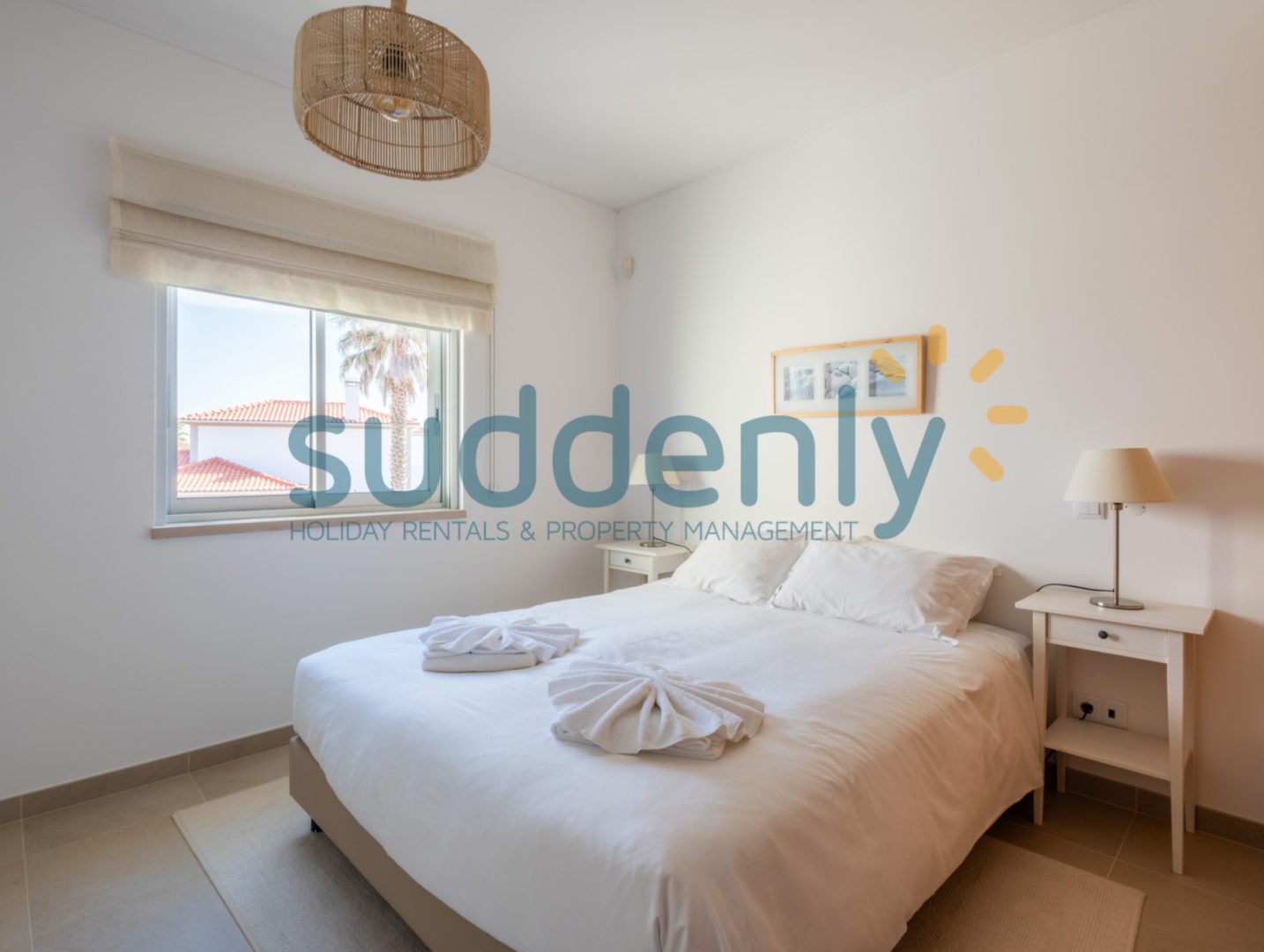 Holiday Rentals in Praia D'El Rey 106