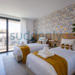 Holiday Rentals in Praia D'El Rey 57