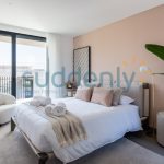 Holiday Rentals in Praia D'El Rey 63