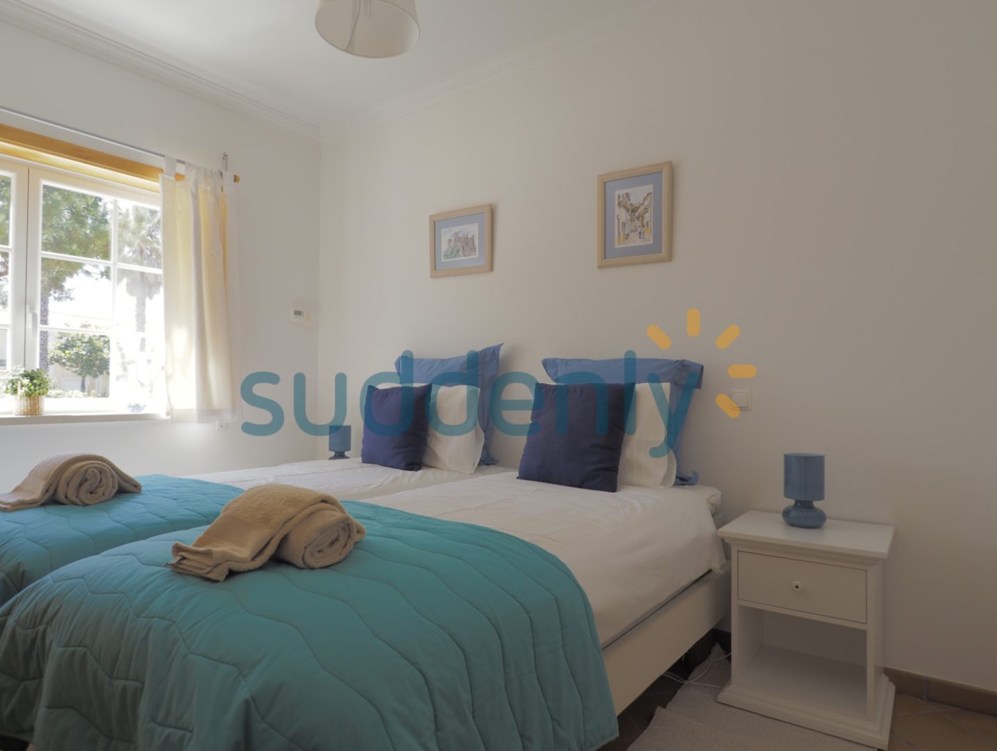 Holiday Rentals in Praia D'El Rey 23