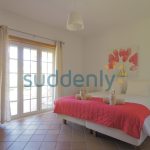 Holiday Rentals in Praia D'El Rey 41