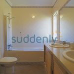 Holiday Rentals in Praia D'El Rey 44