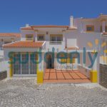 Holiday Rentals in Praia D'El Rey 40