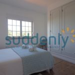 Holiday Rentals in Praia D'El Rey 59