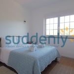 Holiday Rentals in Praia D'El Rey 57