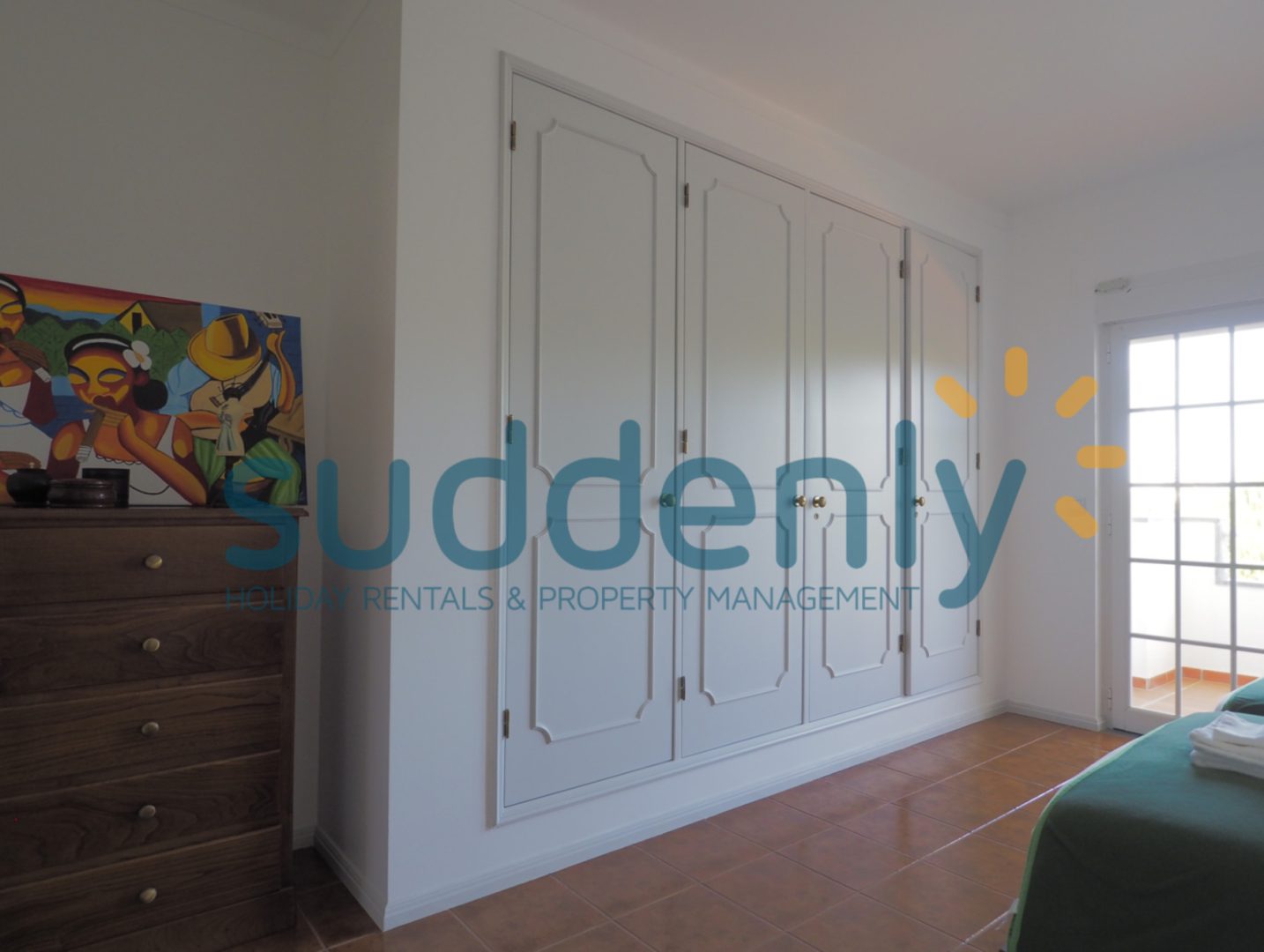 Holiday Rentals in Praia D'El Rey 33